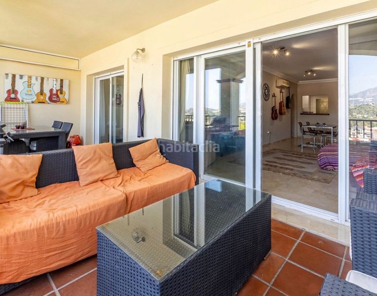Foto 05998312-6359-4487-a08e-d6f42eee25f1. Pis amb xemeneia aparcament piscina a Mijas golf Mijas
