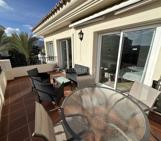 Foto 6ef2db3c-8773-4544-8c78-46b25a55b859. Pis amb xemeneia aparcament piscina a Mijas golf Mijas