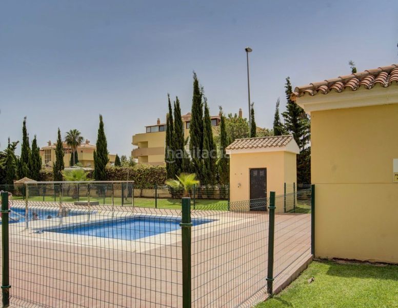 Foto d2b37812-8d83-4428-8297-4877d5af96fb. Pis amb xemeneia aparcament piscina a la cala Mijas Mijas
