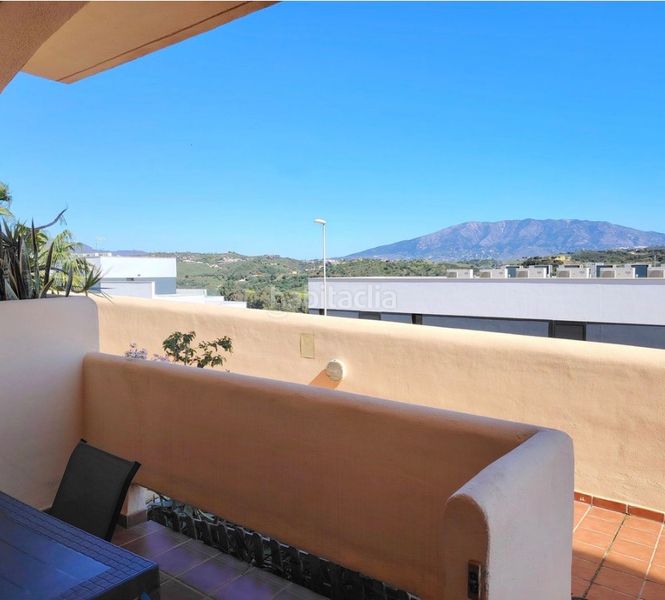 Foto d8e15268-5ea7-4110-9374-a607531d766f. Pis amb xemeneia aparcament piscina a la cala Mijas Mijas