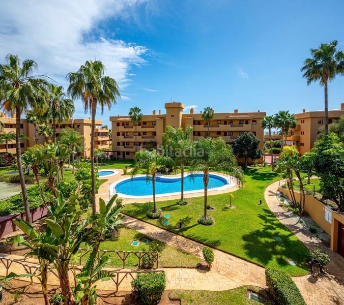 Foto 0484173e-36a0-4e99-8662-afce4a9ffd08. Pis amb xemeneia aparcament piscina a la cala Mijas Mijas