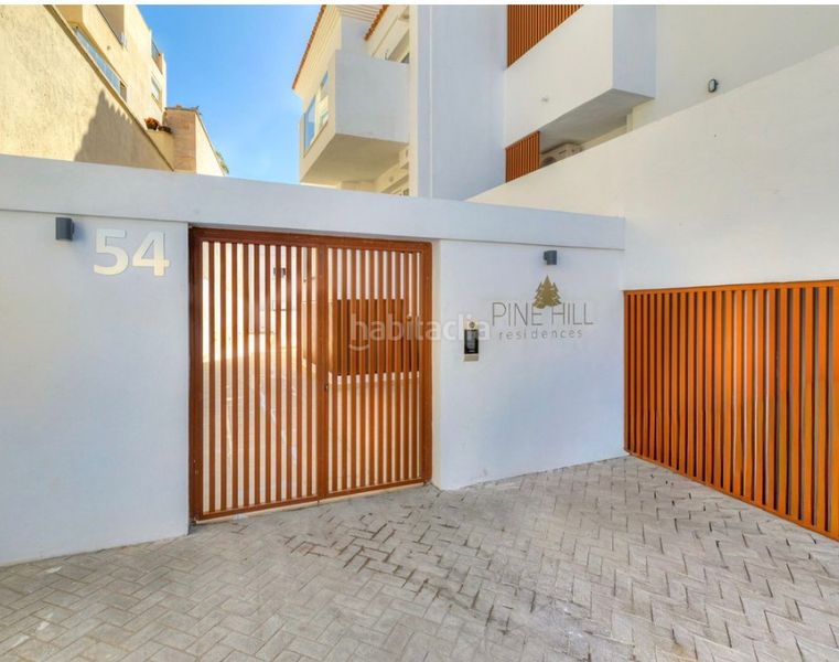 Foto 554f5b25-751a-430b-bfea-f7e3b138c96b. Pis amb xemeneia aparcament piscina a Torreblanca del Sol Fuengirola