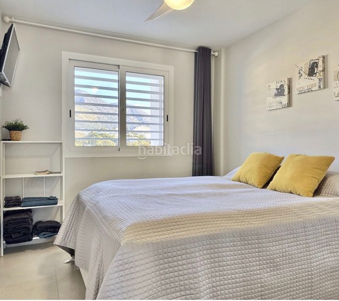 Foto ce86a4b9-6502-4efd-8b58-82a7ab6ac069. Pis amb xemeneia aparcament piscina a Centro ciudad Fuengirola