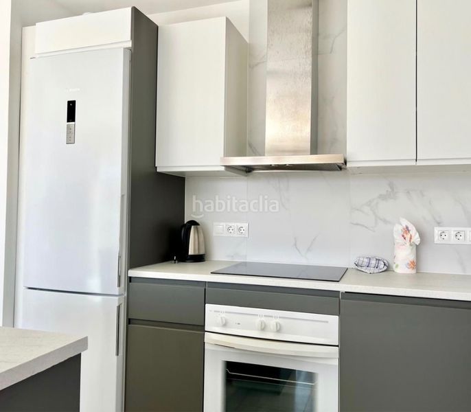 Foto 5bd39707-f869-4f68-896a-c030a5ea1f3a. Casa amb xemeneia aparcament a Torreblanca del Sol Fuengirola