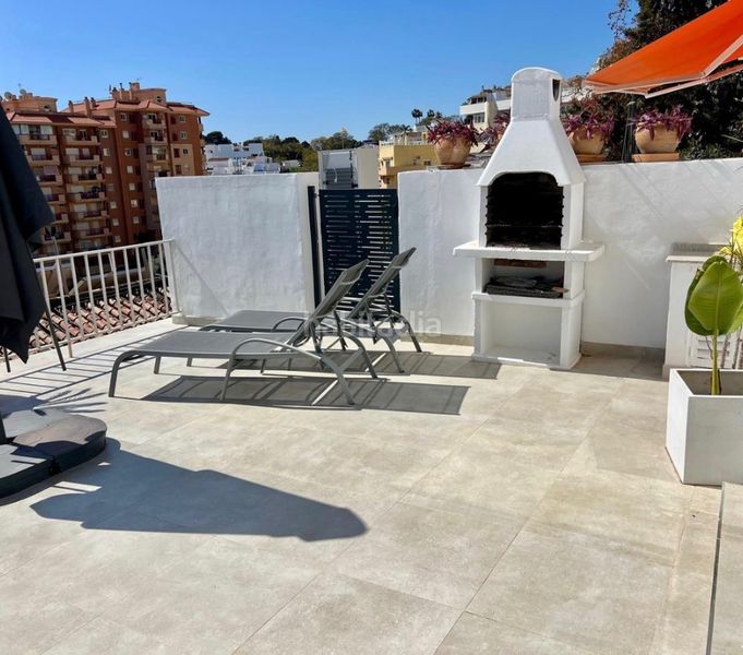 Foto d9590a17-d74f-44b9-9ac8-8202926acc22. Casa amb xemeneia aparcament a Torreblanca del Sol Fuengirola
