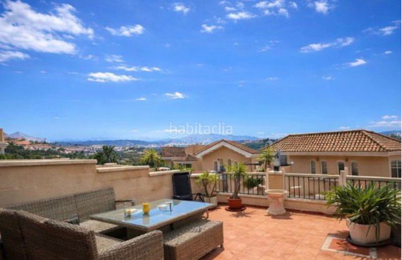 Foto 62e0aa94-5e7a-45c7-8842-b6d88b153050. Casa amb xemeneia aparcament piscina a La Duquesa Manilva