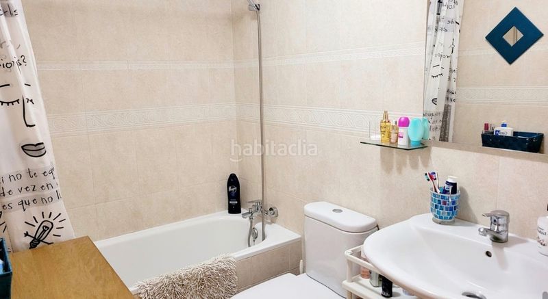 Foto ed4444c5-7702-426b-aeec-828d97cfde66. Pis amb xemeneia aparcament piscina a Los Pacos Fuengirola