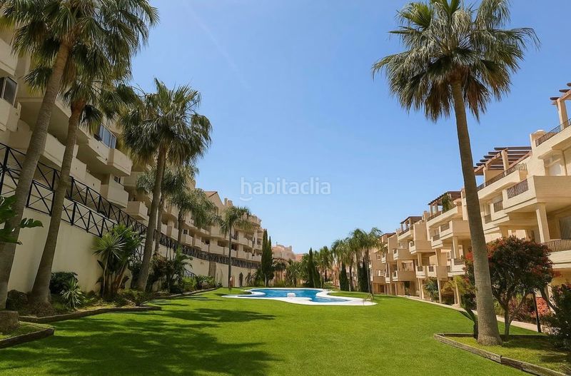 Foto 8eb7cbe1-6354-4fc3-88ed-2577033be353. Pis amb xemeneia aparcament piscina a El Castillo Manilva