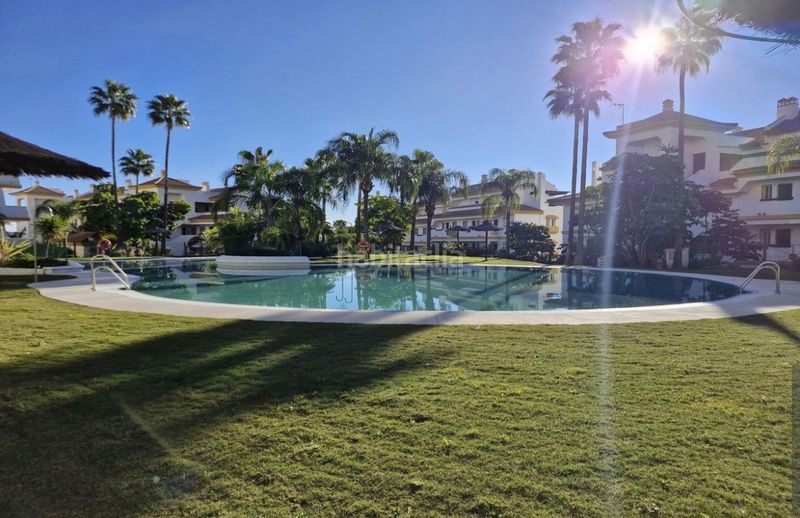 Foto 5b80d43a-b756-4393-88ec-b2a02d8b15ef. Pis amb xemeneia aparcament piscina a Riviera del Sol Mijas