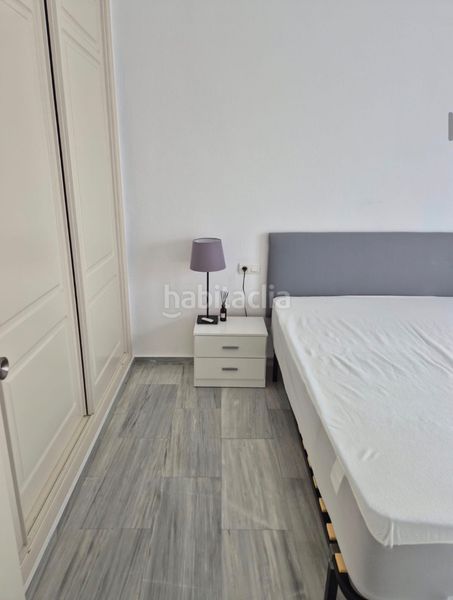 Foto b9e74903-8162-40b8-9495-3e70e914c06e. Pis amb xemeneia aparcament a Calvario Torremolinos