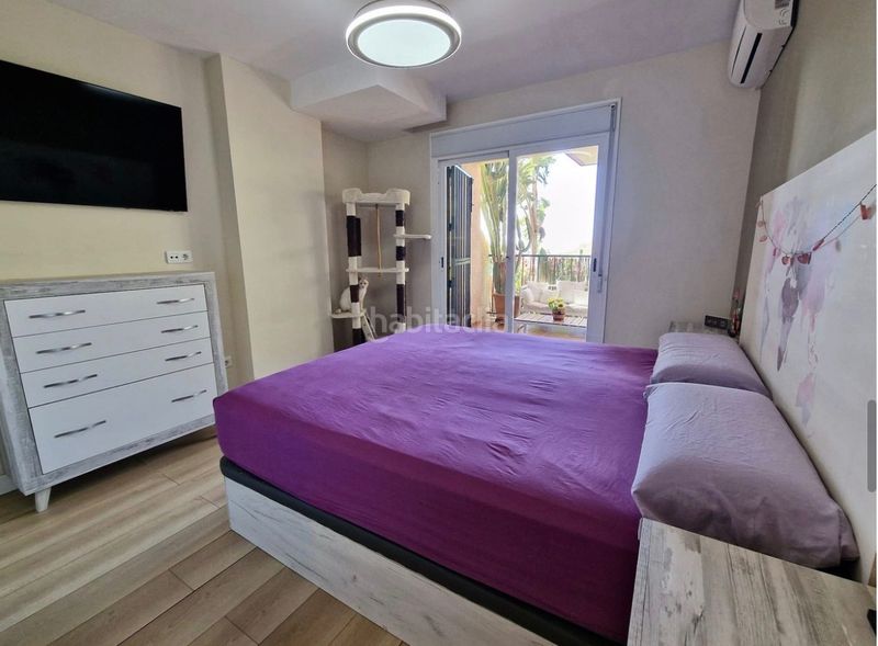 Foto 2d639e36-9152-43a4-ab2c-67c608b8a1a6. Pis amb xemeneia piscina a Santa María Marbella