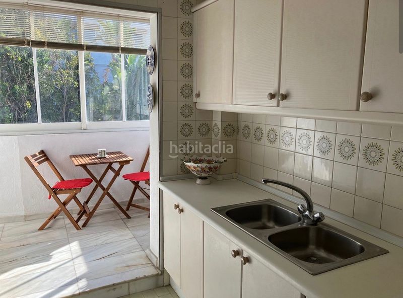 Foto 3017ec1c-68a5-48bd-8359-41f05cb72749. Apartament amb xemeneia piscina a Romana Playa Marbella