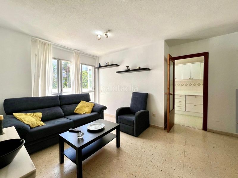 Foto 70668341-3c66-4544-940e-e989ca068e61. Apartament amb xemeneia piscina a Romana Playa Marbella