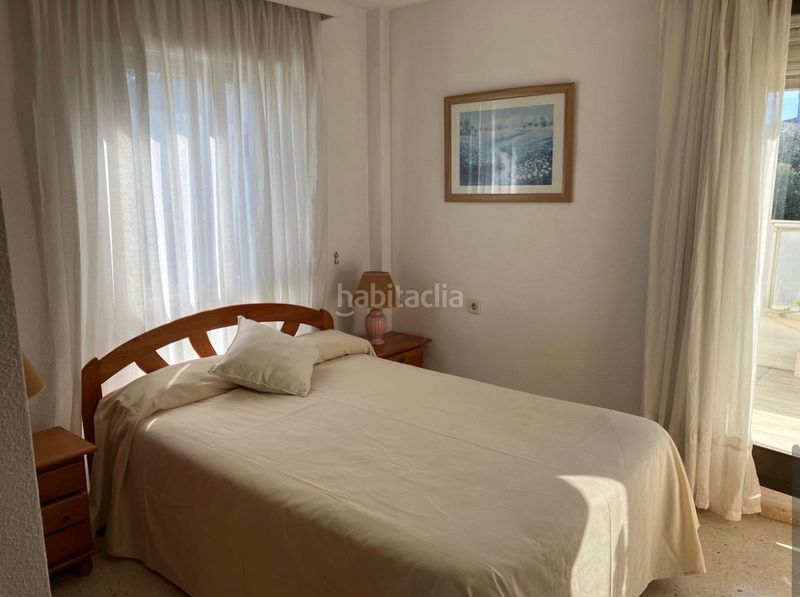 Foto 85672bee-c728-4ddb-92e5-6afb9e7ffcf8. Apartament amb xemeneia piscina a Romana Playa Marbella