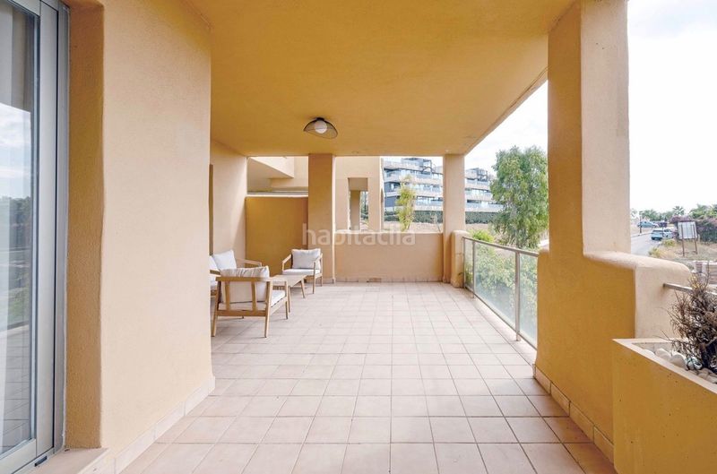 Foto cc1a2555-877c-4eb3-a199-6de3426ea40c. Pis amb xemeneia piscina a Cancelada Estepona