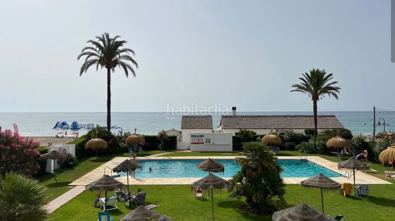 Foto 46bfb6bf-c053-454f-b124-b938c3fe419a. Pis amb xemeneia piscina a la cala Mijas Mijas