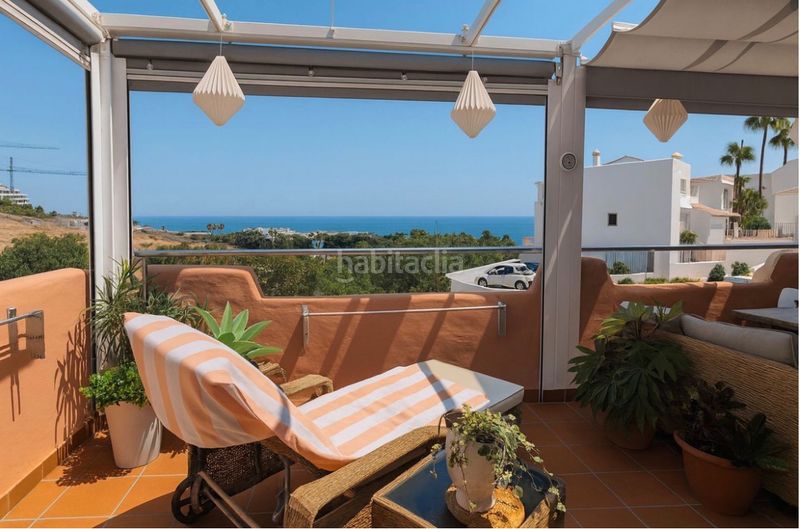 Foto cd05a7b6-8428-4262-b2c2-190e20f9125d. Pis amb xemeneia aparcament piscina a Doña Julia Golf Casares