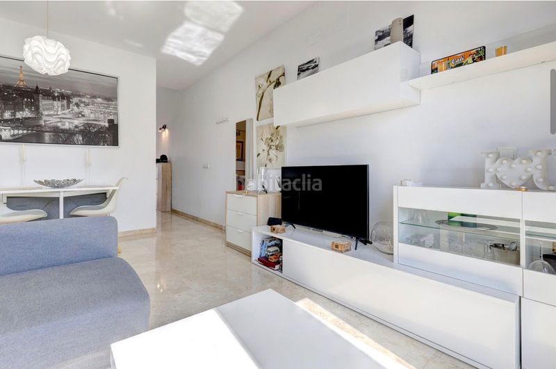 Foto e666e7fa-1ed0-452c-a61a-fe654e38a002. Pis amb xemeneia aparcament piscina a La Cala Golf - Lagar Martell Mijas