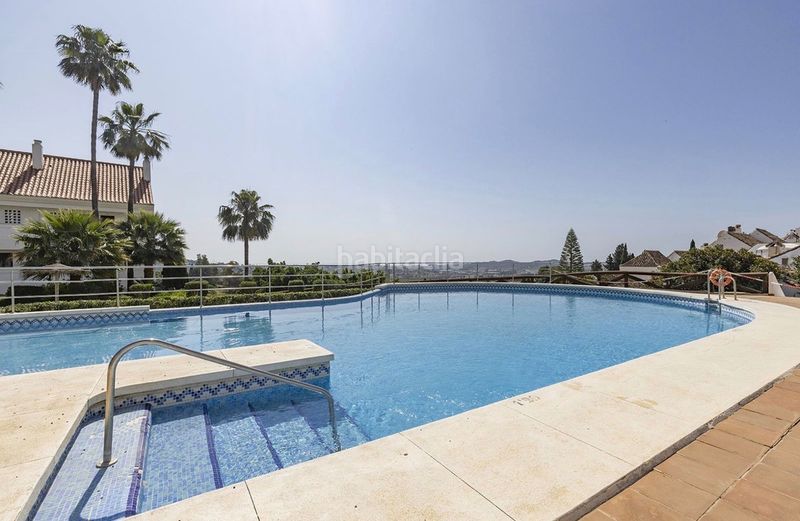 Foto ec74d384-4f97-4883-a159-e23c8a9c3d1d. Pis amb xemeneia aparcament piscina a La Cala Golf - Lagar Martell Mijas