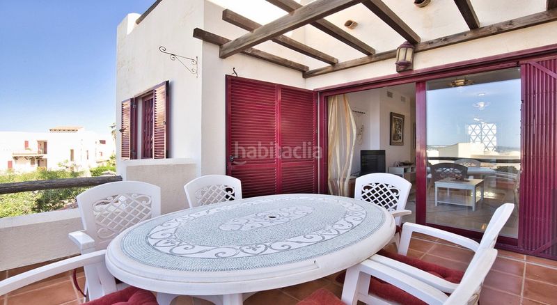 Foto b422202b-c963-4ce7-96a5-5721b178ffd7. Pis amb xemeneia aparcament piscina a Doña Julia Golf Casares