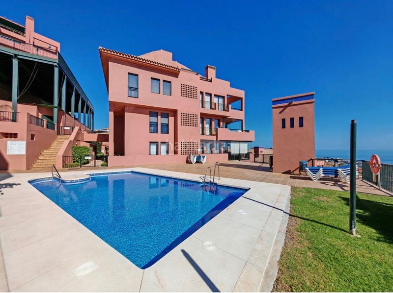 Foto 07591f2d-53ae-42ea-a44e-fbe2bd4dba64. Pis amb xemeneia aparcament piscina a Hipódromo - Cerrado del Águila Mijas