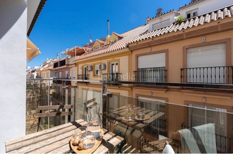 Foto b8938a3d-8a3e-49ca-92a2-79570e60d573. Etagenwohnung mit kamin in Puerto Deportivo Fuengirola