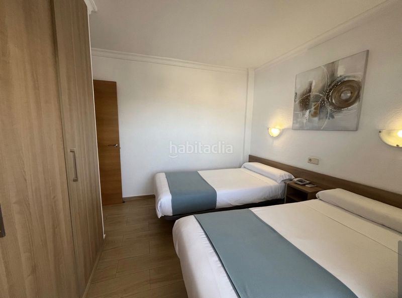 Foto 3a8a102e-728c-4756-a441-bf425727d1e6. Flat with fireplace pool in Puerto Deportivo Fuengirola