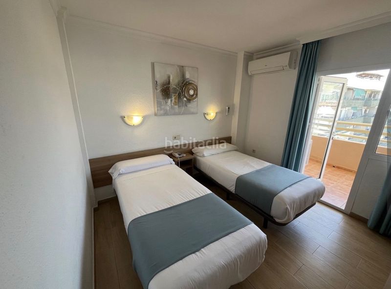 Foto a88bf9fd-d9ce-40a5-a55f-f2af241d1730. Flat with fireplace pool in Puerto Deportivo Fuengirola