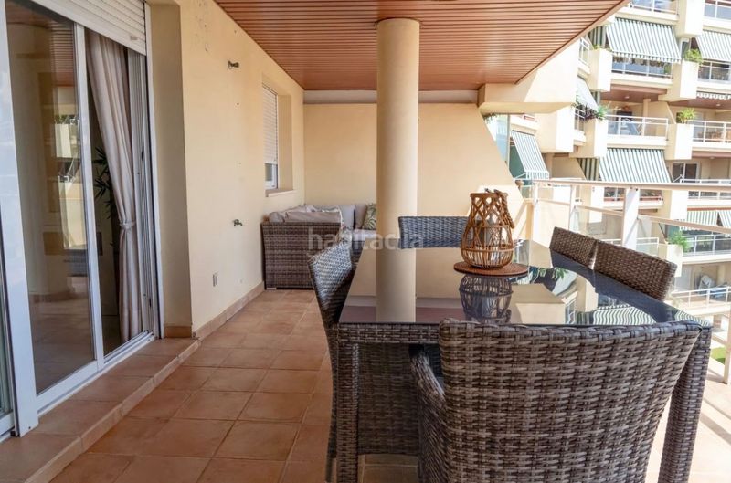 Foto d535a770-8e70-4e60-a597-083955b1428a. Pis amb xemeneia piscina a Torreblanca del Sol Fuengirola