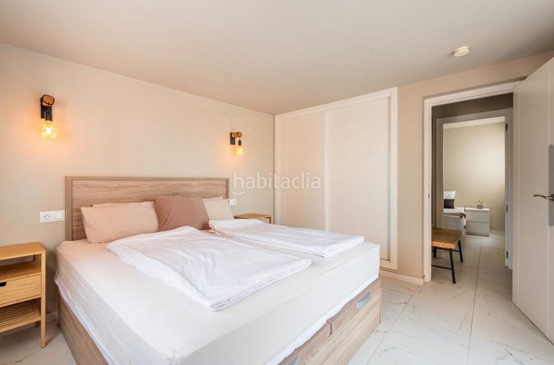 Foto 0293bd1a-f66a-4090-9222-79818fcac818. Àtic amb xemeneia a Playa de los Boliches Fuengirola