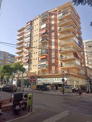 Etagenwohnung in Puerto Deportivo. Fuengirola