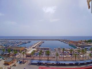 Piccolo appartamento in Puerto Deportivo. Fuengirola
