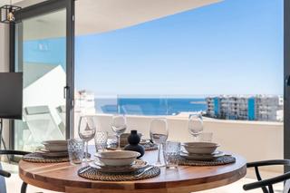 Pis en Avenida del higuern 19. Luxury apartmente for sale in el higueron with grat view and tur