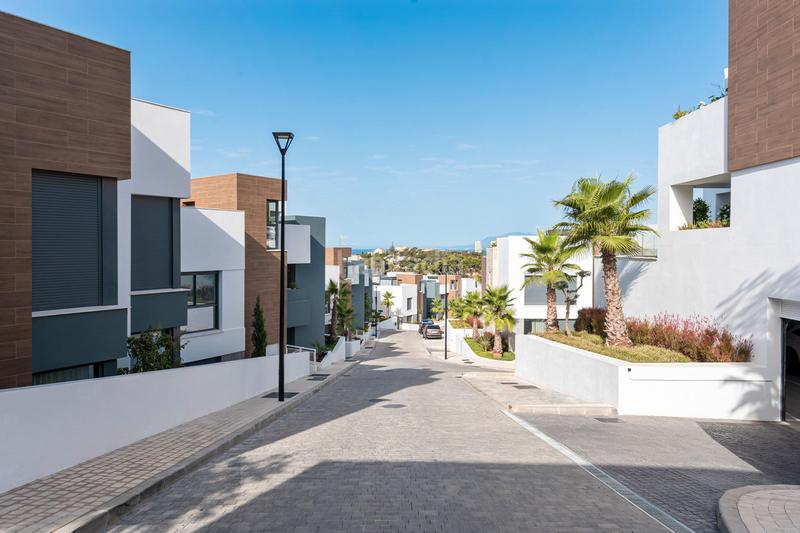 Foto 628ac50e-1345-43a1-9f97-7adccdffdc07. Appartement dans urbanización artola baja 81 dans Cabopino - Artola Marbella