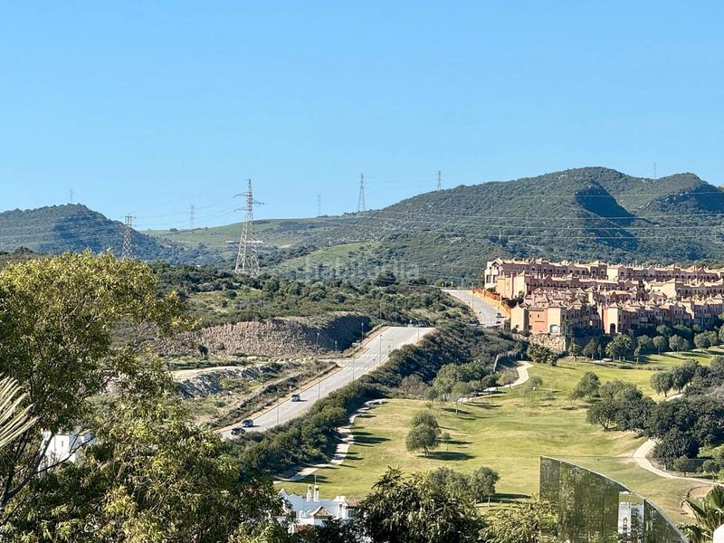 Foto 0cbac2f4-10e2-46ff-b5fe-bd39da16a91f. Piso en calle luis buñuel 5 stylish apartment with large terrasse and panoramic views en Estepona