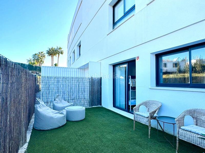 Foto 1f6c9acf-bb20-43ed-9c4a-72fd2c6e81ba. Piso en calle luis buñuel 5 stylish apartment with large terrasse and panoramic views en Estepona