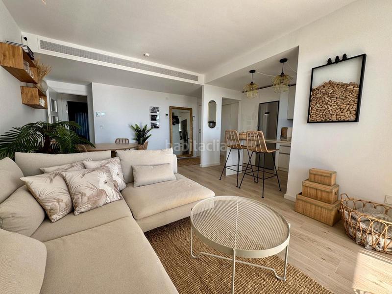 Foto 9cdda07e-f54c-40a8-9eeb-2d0a82044744. Piso en calle luis buñuel 5 stylish apartment with large terrasse and panoramic views en Estepona