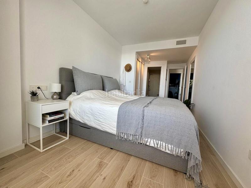 Foto deffbc68-23fd-4d72-ac40-b6800ed4aebe. Piso en calle luis buñuel 5 stylish apartment with large terrasse and panoramic views en Estepona