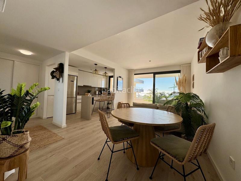 Foto e9ee684d-e77b-4654-9cff-cdacb2b3b6d0. Piso en calle luis buñuel 5 stylish apartment with large terrasse and panoramic views en Estepona