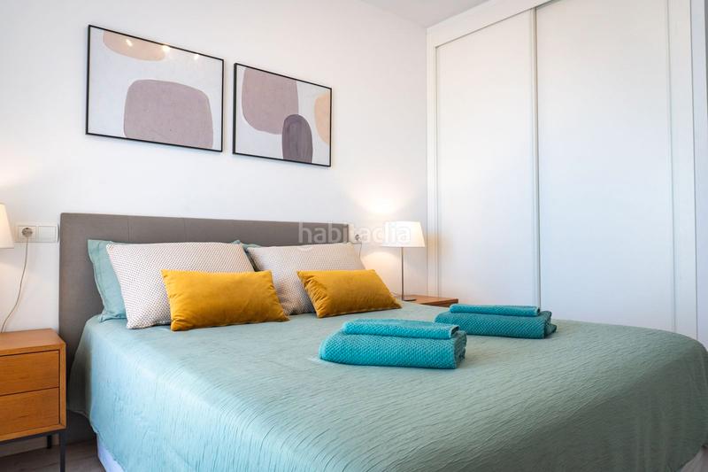 Foto 531fe04d-c84f-4b03-a41d-8e922780459a. Piso en avenida luis peralta 5 second line from the beach in a world class resort! oportunity! en Mijas