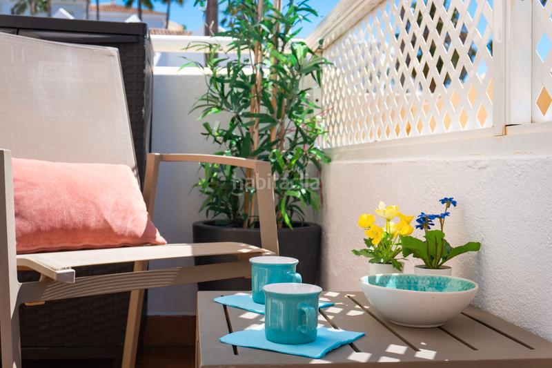 Foto e72da5ca-a83b-4fb8-b647-7a8a7e73c0a5. Piso en avenida luis peralta 5 second line from the beach in a world class resort! oportunity! en Mijas