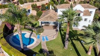 Casa en Paseo del brasil 611. Nuevo en venta! villa cerca del mar con 463 m2 construidos y 101