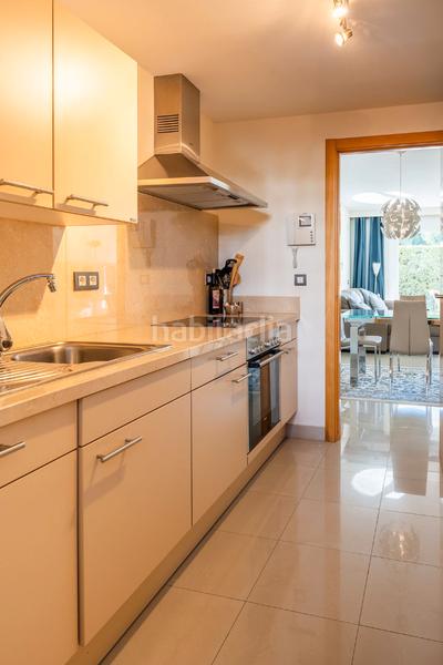 Foto 2000af02-462a-4964-81b5-d6a60cc83915. Piso charming ground floor apartment with private garden and resort-style amenities en Estepona