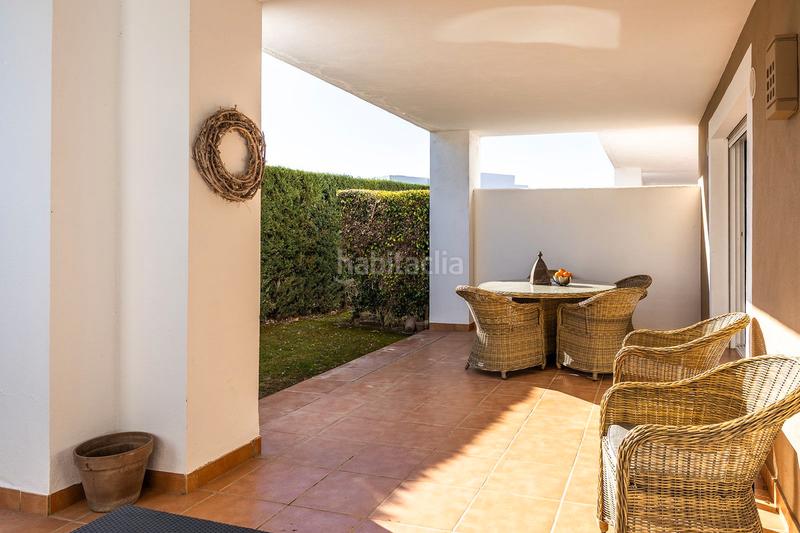 Foto 5aa6e55b-136e-439c-890e-a591876f16b7. Piso charming ground floor apartment with private garden and resort-style amenities en Estepona