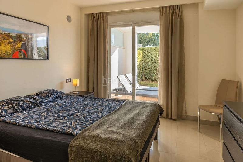 Foto dba1525e-f080-4e31-9b0d-0cb7109f1dd2. Piso charming ground floor apartment with private garden and resort-style amenities en Estepona