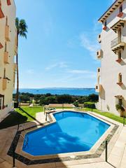 Pis a Parque Central. Lovely 2-bedroom, 2-bathroom apartment in estepona with sea and