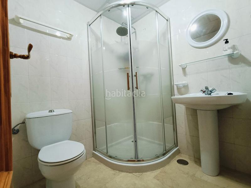 Foto 8dff83f6-0bbc-4799-af6e-ed88d89b04f9. Piso lovely 2-bedroom, 2-bathroom apartment in with sea and pool views. located near cristo bay en Estepona