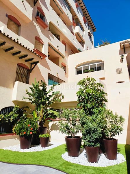 Foto afcaa599-f2fd-4048-a6d0-a818c0736268. Piso lovely 2-bedroom, 2-bathroom apartment in with sea and pool views. located near cristo bay en Estepona