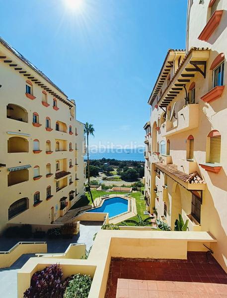 Foto bdddffed-0bde-45a7-b43f-e247d6f45740. Piso lovely 2-bedroom, 2-bathroom apartment in with sea and pool views. located near cristo bay en Estepona