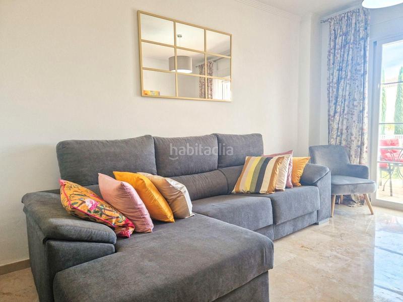 Foto 5776d6a8-7935-49ea-b030-74b2a555e20d. Piso lovely 3-bedroom, 2-bathroom ground-floor apartment in la duquesa en Manilva